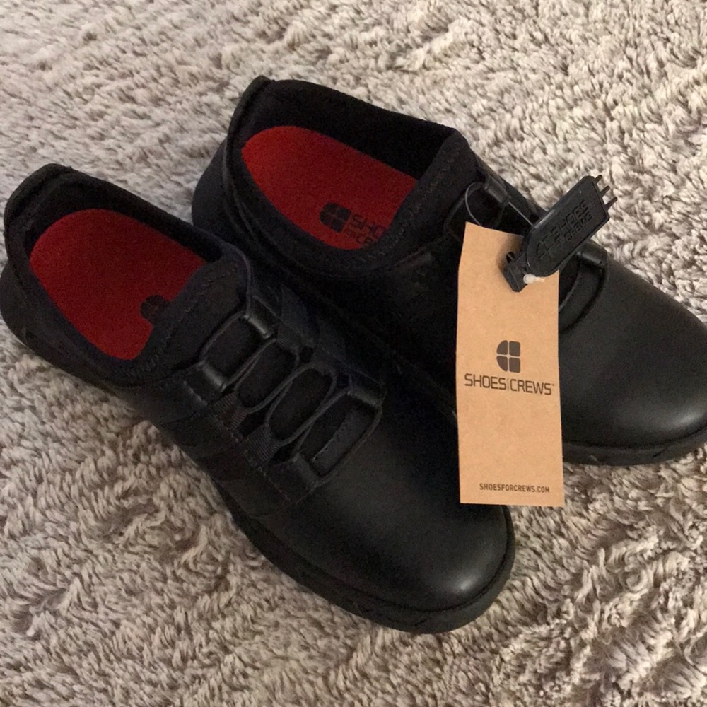 Waitress/non slip shoes